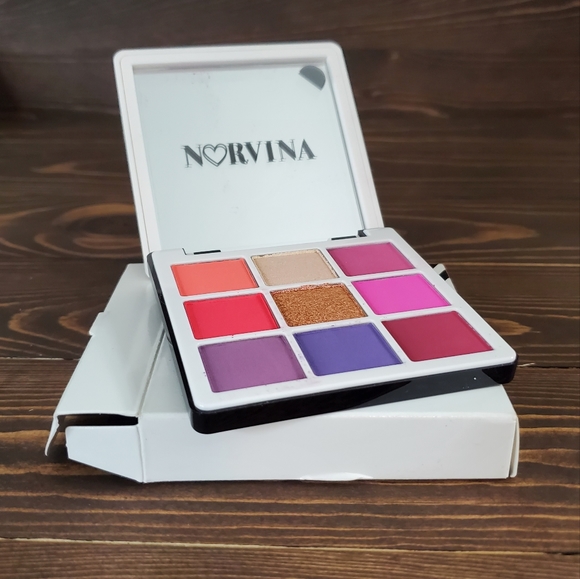 Norvina Mini Pro Pigment Palette - Volume 1 - Picture 3 of 5